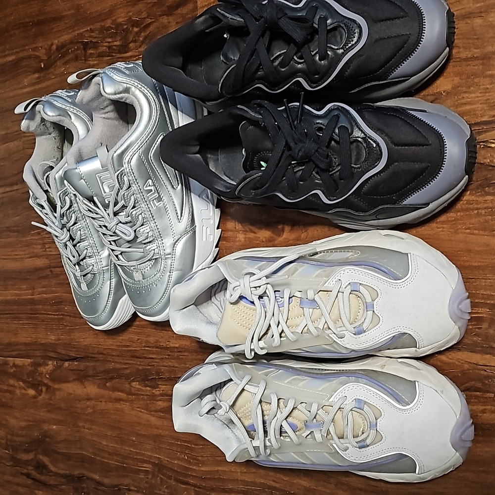 Sneakers